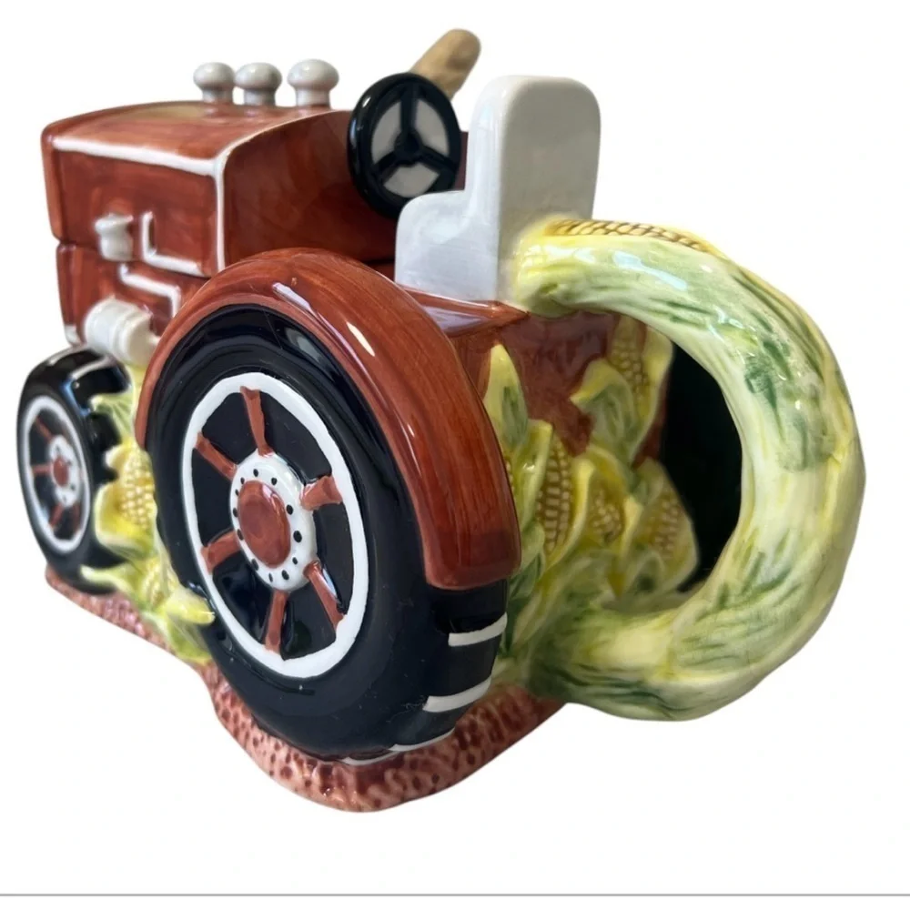 Jay Imports Red Tractor with Corn Tea Pot